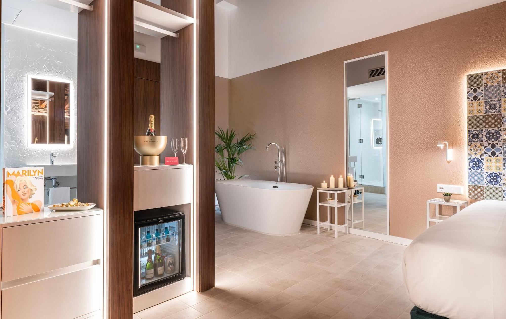 Axel Hotel Valencia - Adults Only المظهر الخارجي الصورة